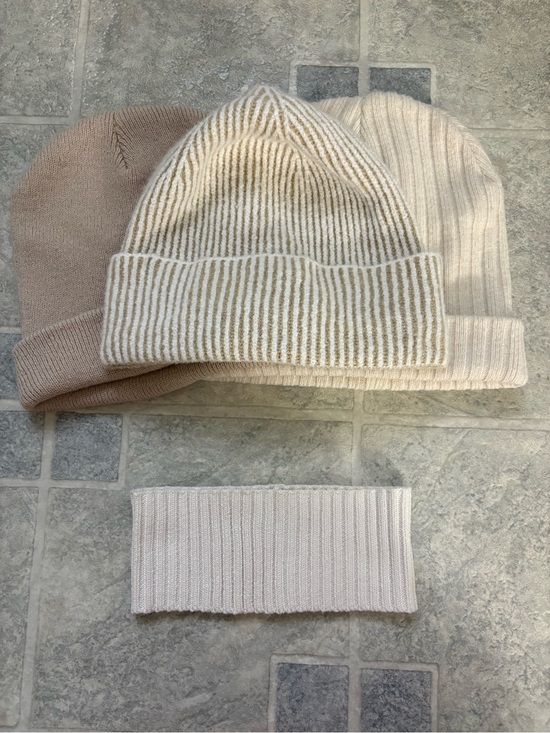 Universal Thread Accessories - 4 Piece Neutral Winter Set-3 Beanies+1 Headband